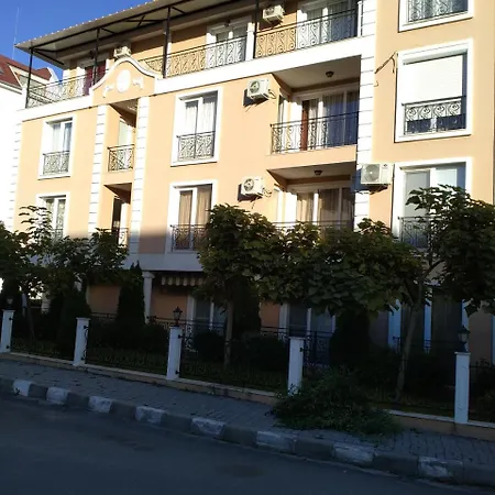 Gracia Apartament Ravda
